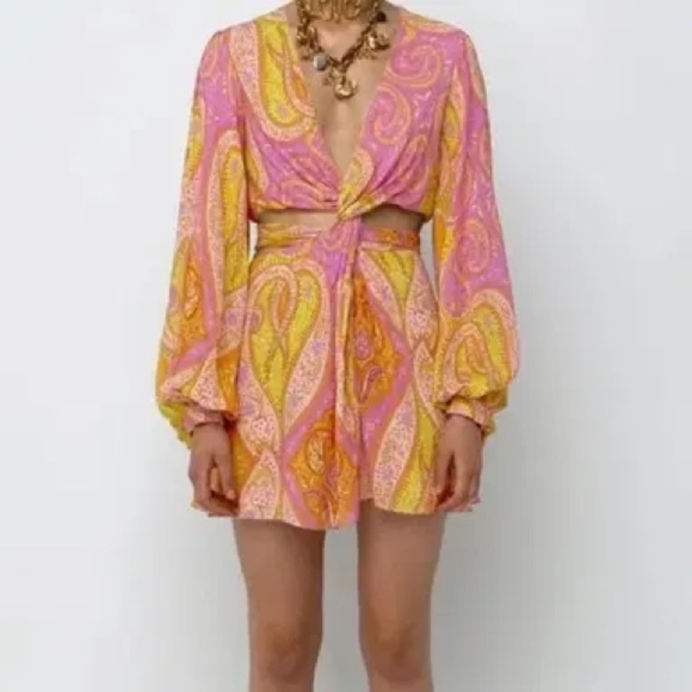 NWT Zara Pink Patterned Cut Out Dress